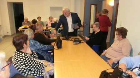 remise CD foyer 16 11 11, nov. 2011 remise CD foyer 16 11 11